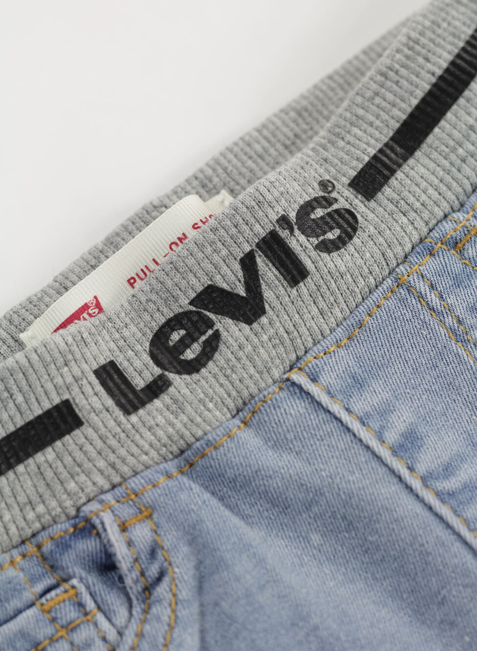 BERMUDA JEANS
