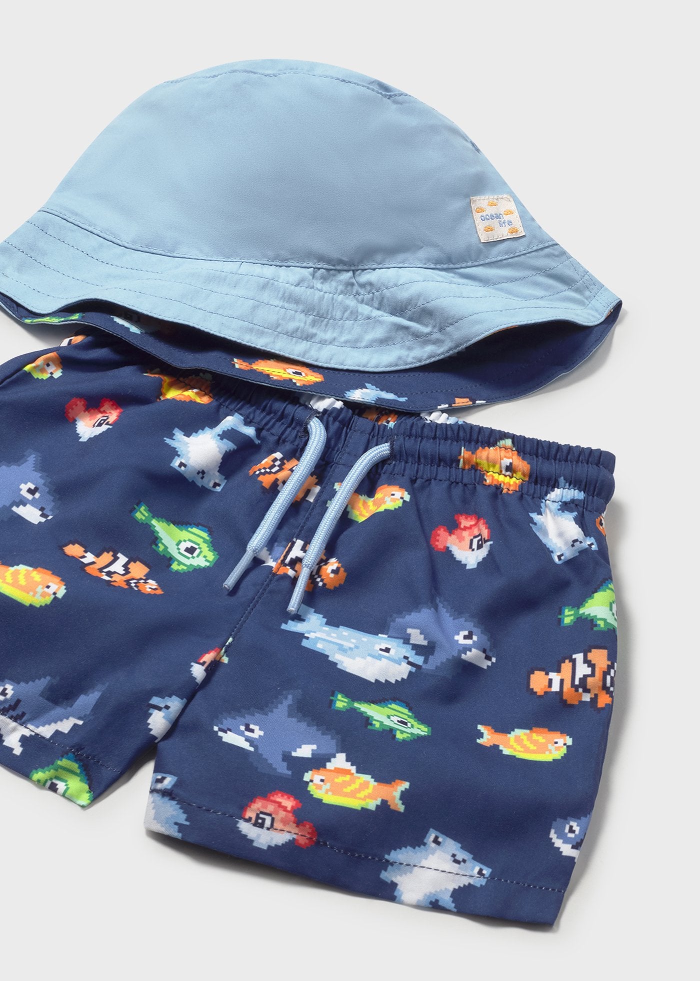 SWIMSUIT SET WITH BUCKET HAT