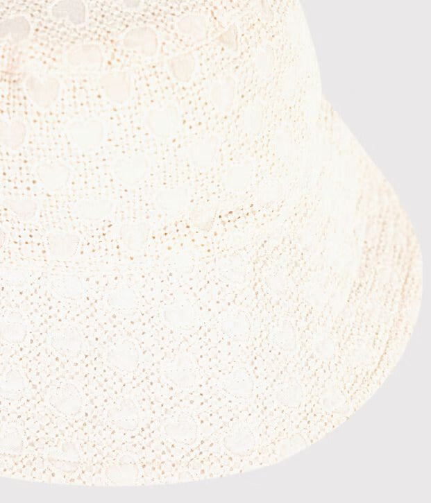 Cappellino in popeline e sangallo bambina
