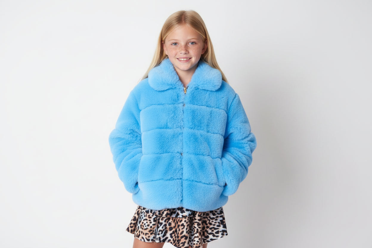 PELLICCIA CELESTE Y-CLU'