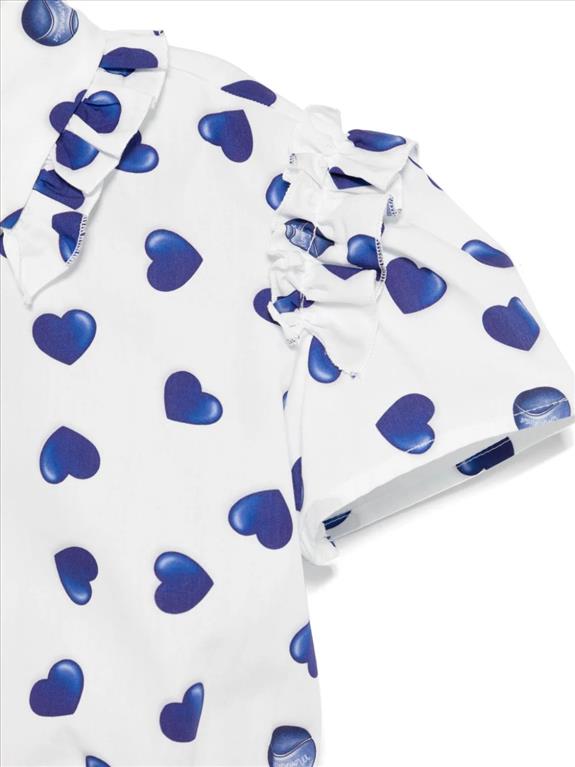 White shirt with refined Monnalisa blue heart print.