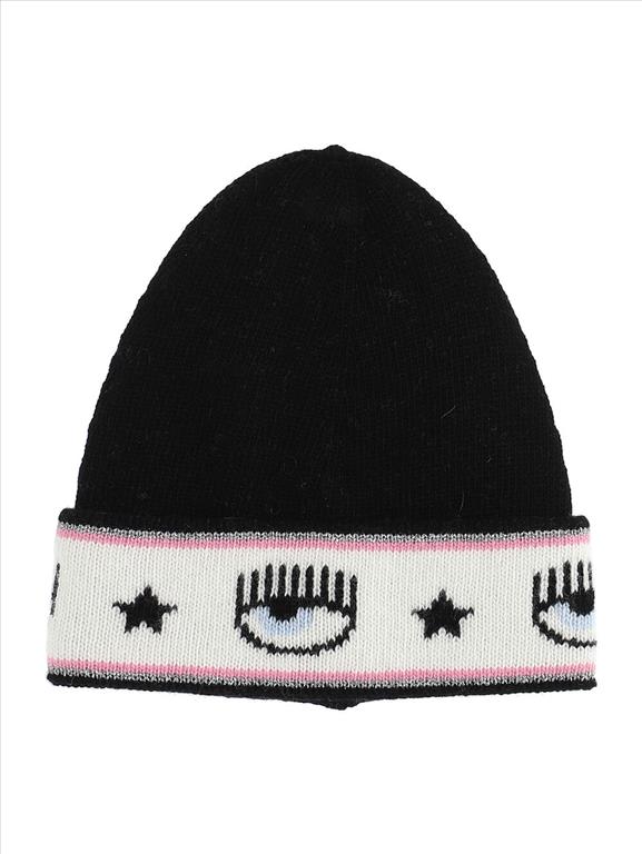 Cappello Chiara Ferragni con risvolto e logo iconico.
