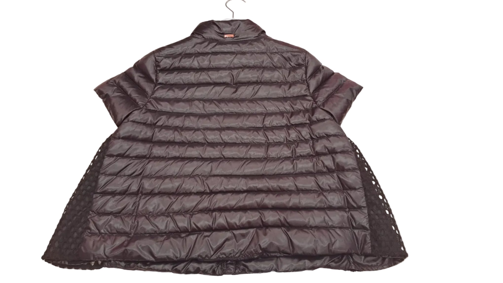 PIUMINO LEGGERO HERNO BAMBINA CON DETTAGLI TRAFORATI