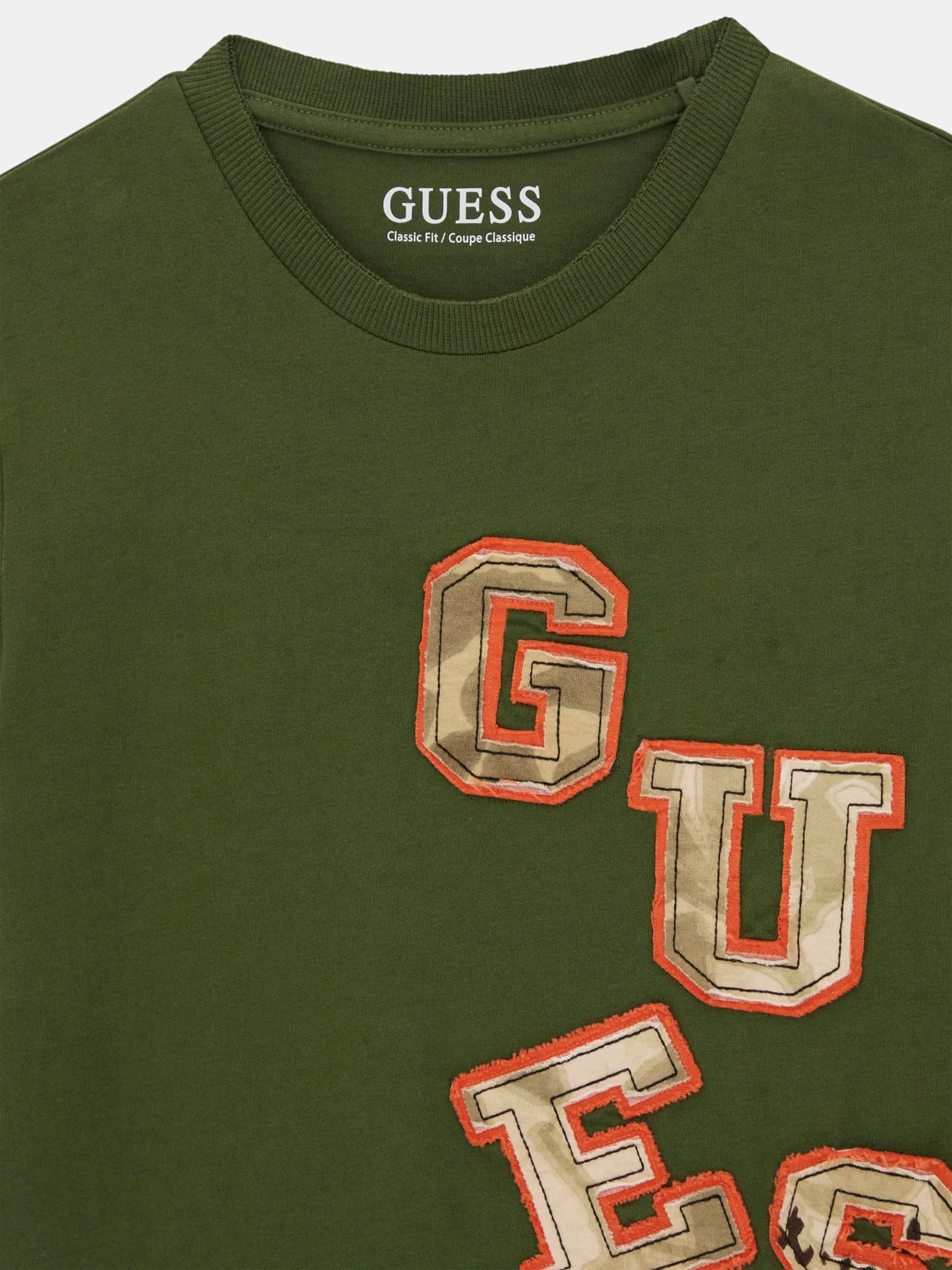 T-shirt con patch logo