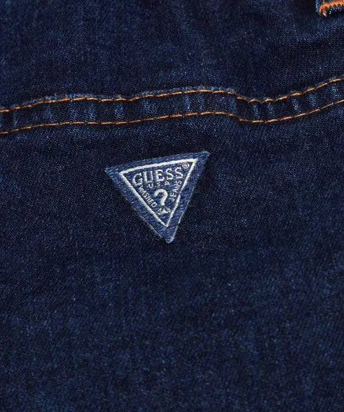 Completo Guess composto da due pezzi con pantaloni in denim